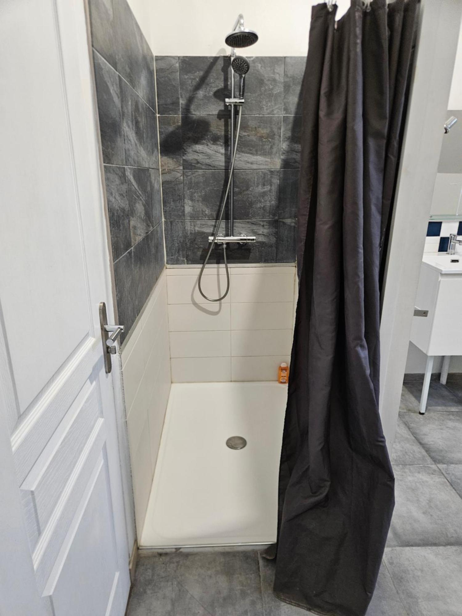 Gite Esprit Loft Fromelles Exteriör bild